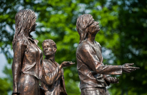 Sven Schöning, Miteinander (Bewunderung) (Foto: Jörg Schwarze)