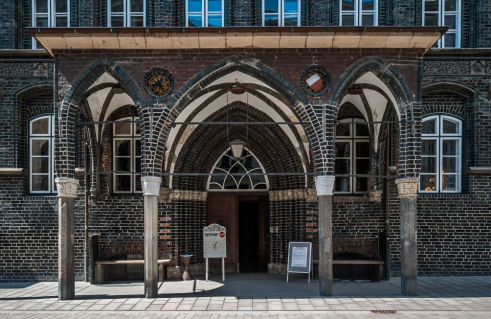 Unbekannter Künstler, Rathaus, Beischlagwangen (Foto: Jörg Schwarze)