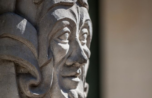 Andreas Jeger, Portal Tugenden (Foto: Jörg Schwarze)