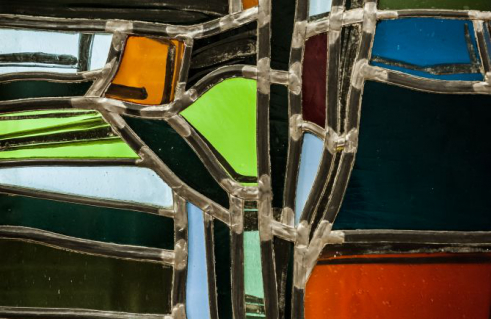 Dagmar Schulze-Ross und Alfred Ross, Glasfenster (Foto: Jörg Schwarze)