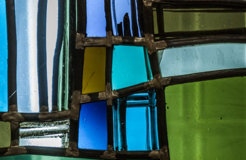 Dagmar Schulze-Ross und Alfred Ross, Glasfenster (Foto: Jörg Schwarze)