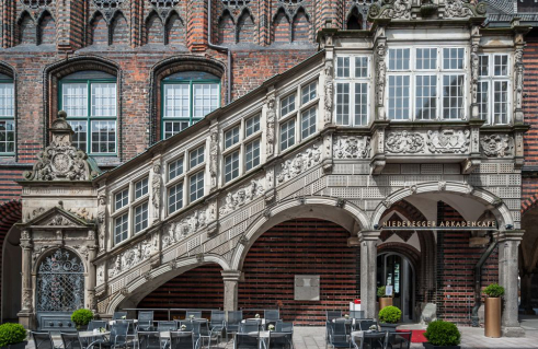 Unbekannter Künstler, Rathaus, Renaissancetreppe (Foto: Jörg Schwarze)