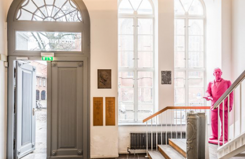 Hermann Joachim Pagels, Thomas-Mann-Relief (Foto: Jörg Schwarze)