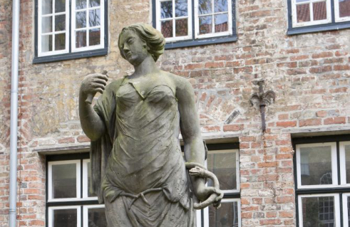 Dietrich Jürgen Boy, Brückenfigur Klugheit oder Vorsicht (Foto: Nils Bergmann)