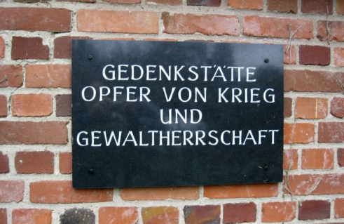 Walter Jahn, Opfer und Verfolgte