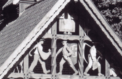 Otto Mantzel, Giebelschmuck Trafo-Haus (Foto: Text- und Fotoarchiv der Lübecker Nachrichten)