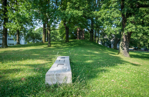 Ende und Anfang / Kreuzweg, 5. Station