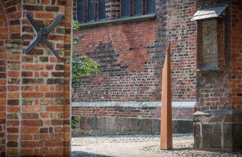 Winni Schaak, Monolith (Foto: Jörg Schwarze)