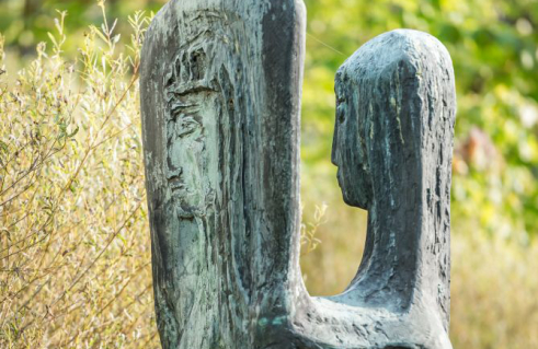 Ursula Hanke-Förster, Frau im Spiegel (Foto: Jörg Schwarze)