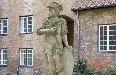Dietrich Jürgen Boy, Brückenfigur Bürgertugend (Foto: Nils Bergmann)