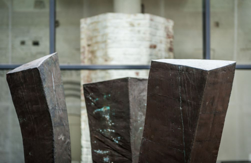 Jan Koblasa, Drei Stehende (Foto: Jörg Schwarze)