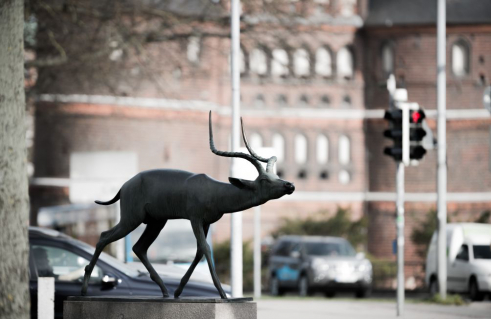 Schreitende Antilope