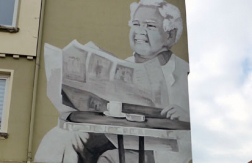 Werner beim Zeitungslesen