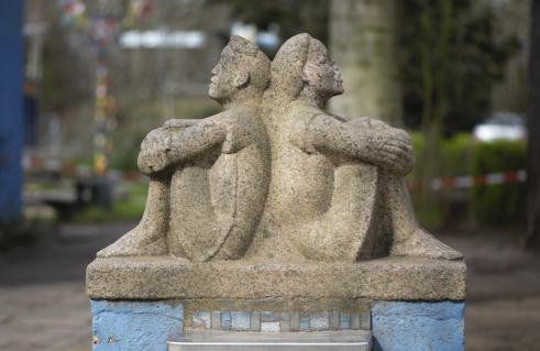 Unbekannter Künstler, Junge und Mädchen (Foto: Jan Petersen)