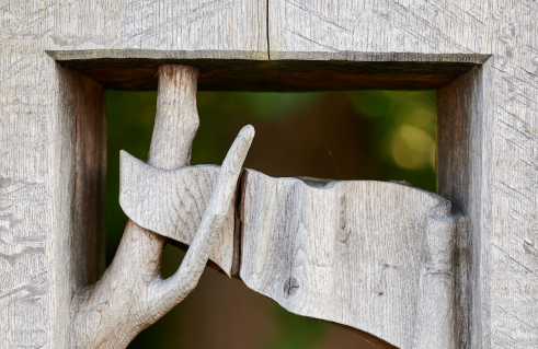 Sabine Klupsch, Verbunden / Duckdalben (Foto: Jörg Schwarze)