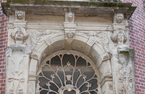 Robert Coppens, Portal Allegorien (Foto: Nils Bergmann)