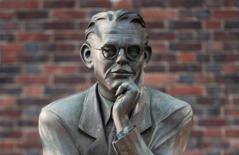 Josef Andrey Wieczorek, Büste Otto Passarge (Foto: Jörg Schwarze)