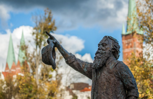 Claus Görtz, Johannes Brahms (Foto: Jörg Schwarze)